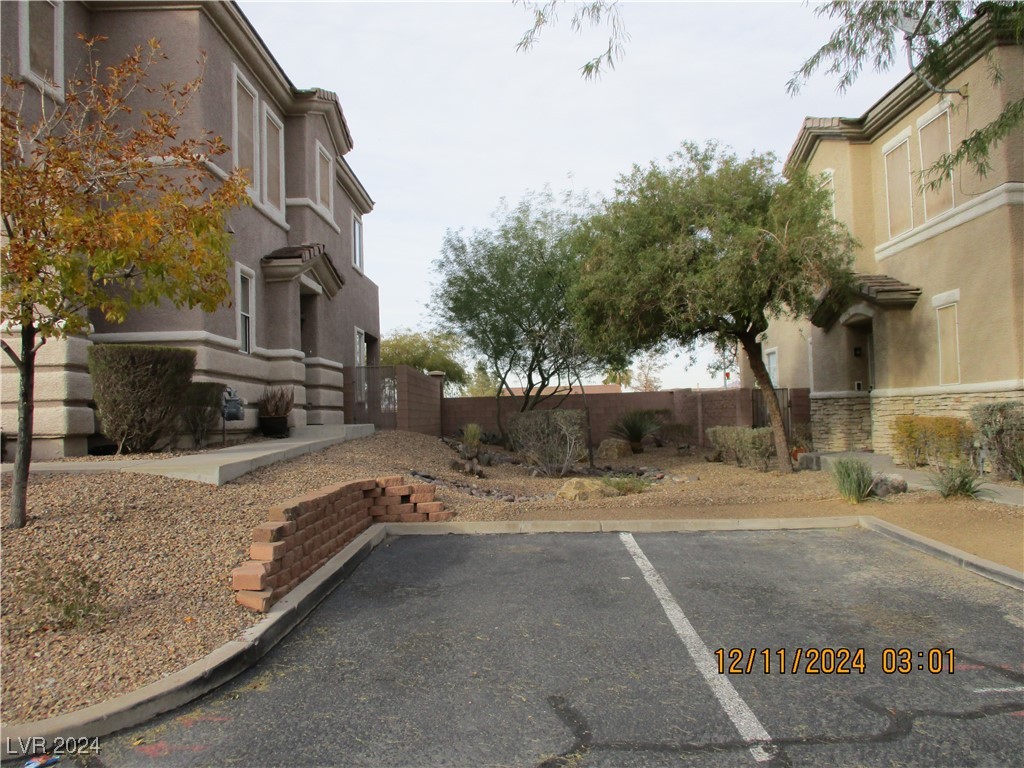 716 Solitude Point Avenue, Henderson, Nevada image 2