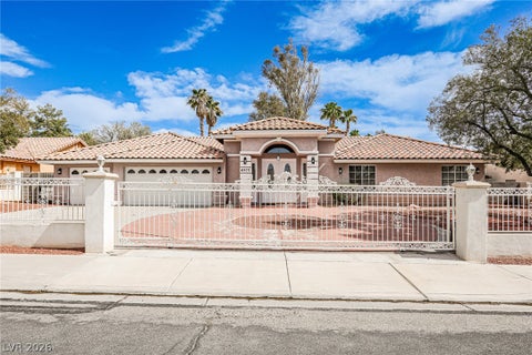 Photo of 6970 Eldora Avenue, Las Vegas, NV 89117 (MLS # 2790206)