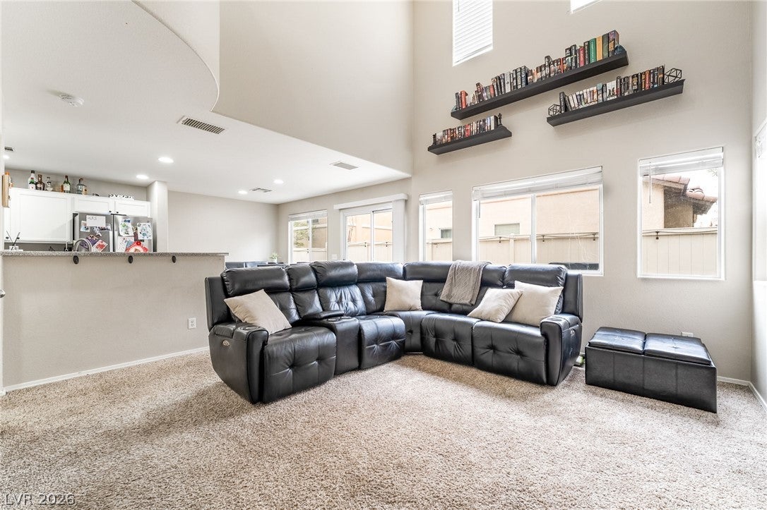 976 Grand Cerritos Avenue