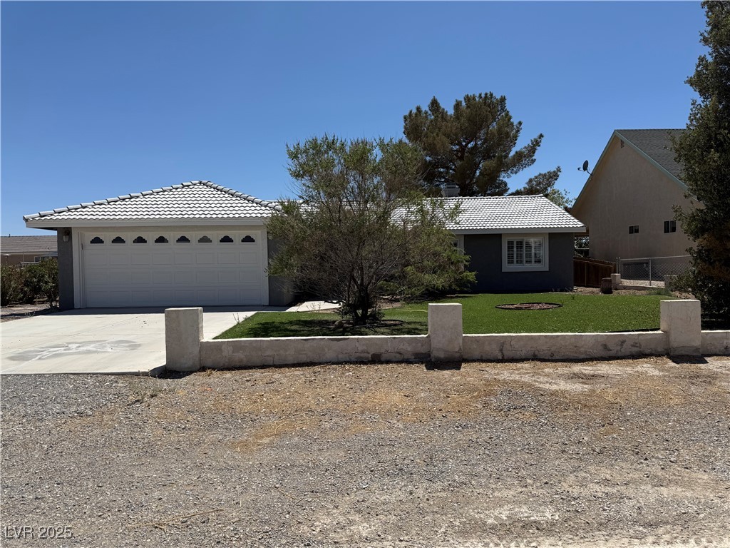 311 Glenoaks Street, Pahrump, Nevada image 1