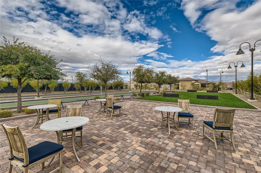 208 Coltrane Canyon Avenue, Henderson, Nevada image 35