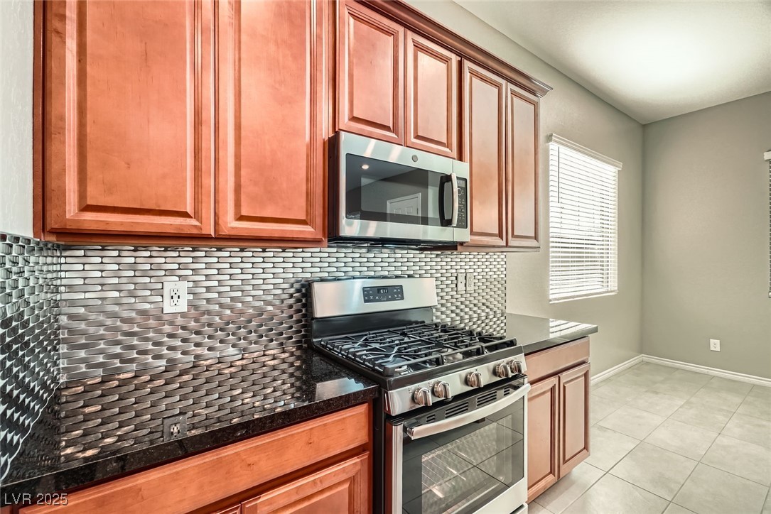 208 Coltrane Canyon Avenue, Henderson, Nevada image 8