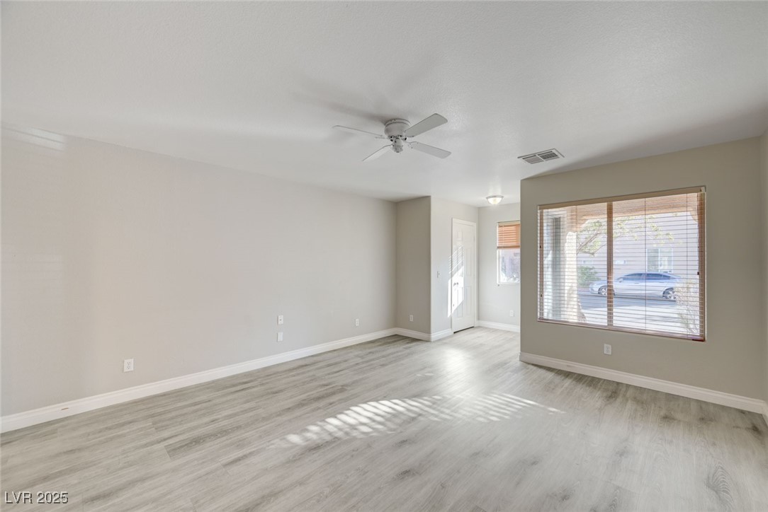 6946 Graceful Cloud Avenue