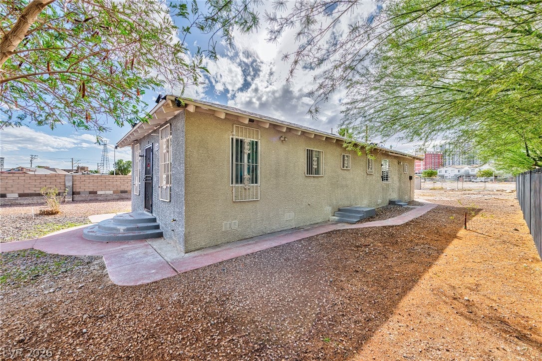 339 N 10th Street