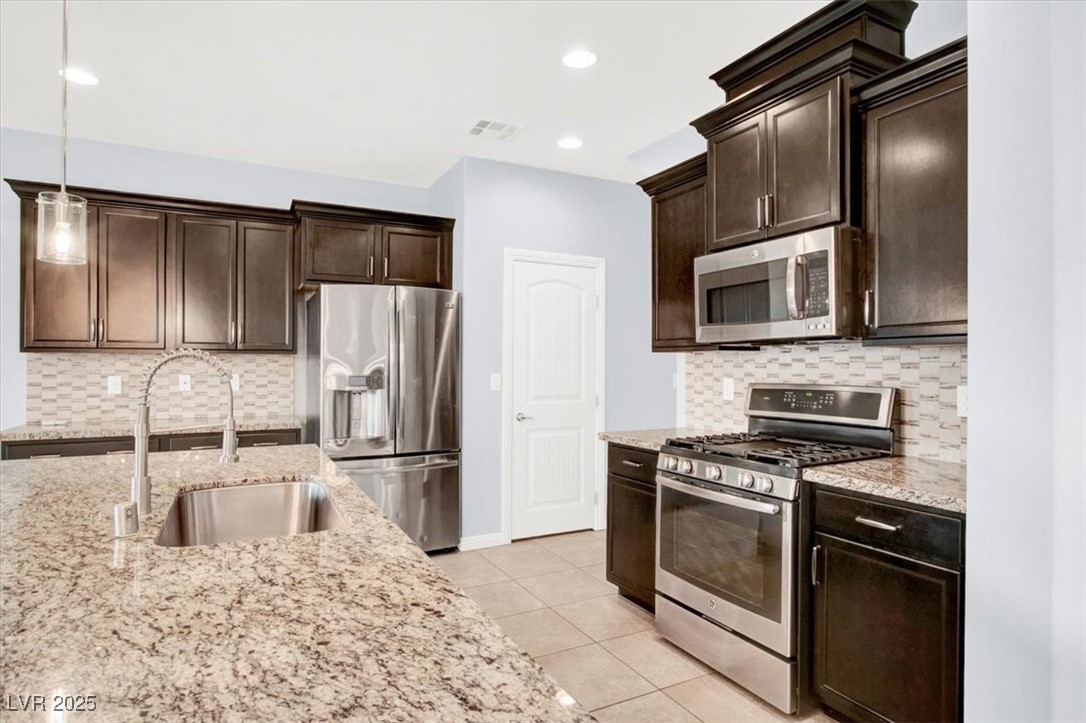 3712 Gilmore Creek Street, Las Vegas, Nevada image 6