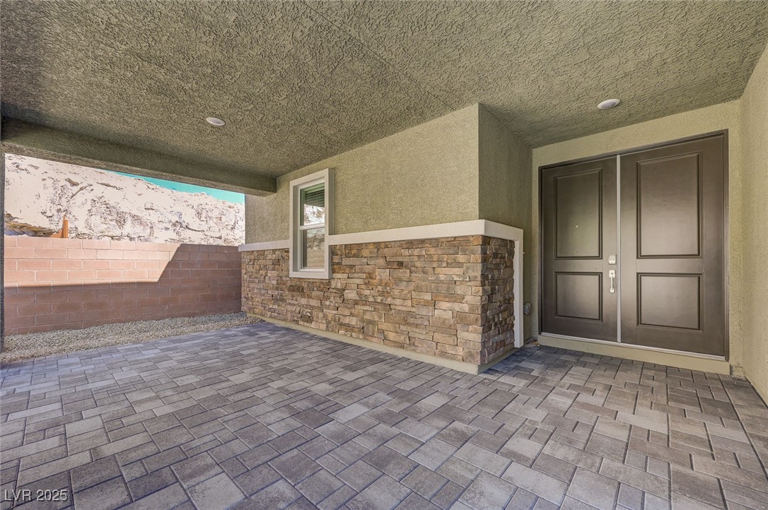 9954 Dusty Indigo Street