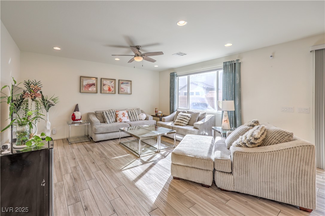 6403 Ava Ridge Avenue, Las Vegas, Nevada image 6