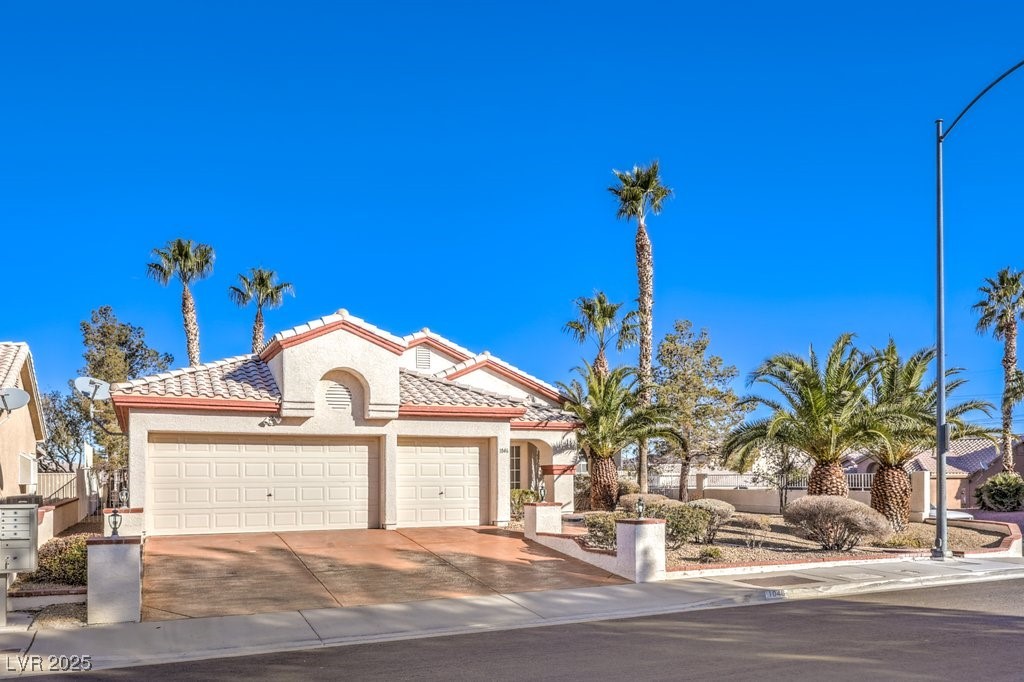 1046 Weatherboard Street, Henderson, Nevada image 4