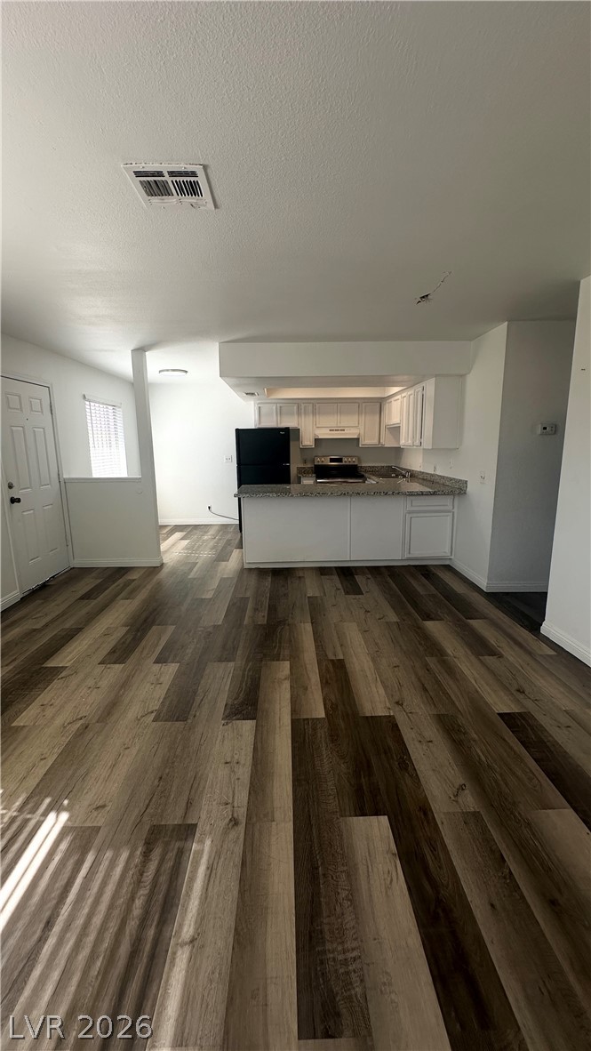 4300 N Lamont Street 233