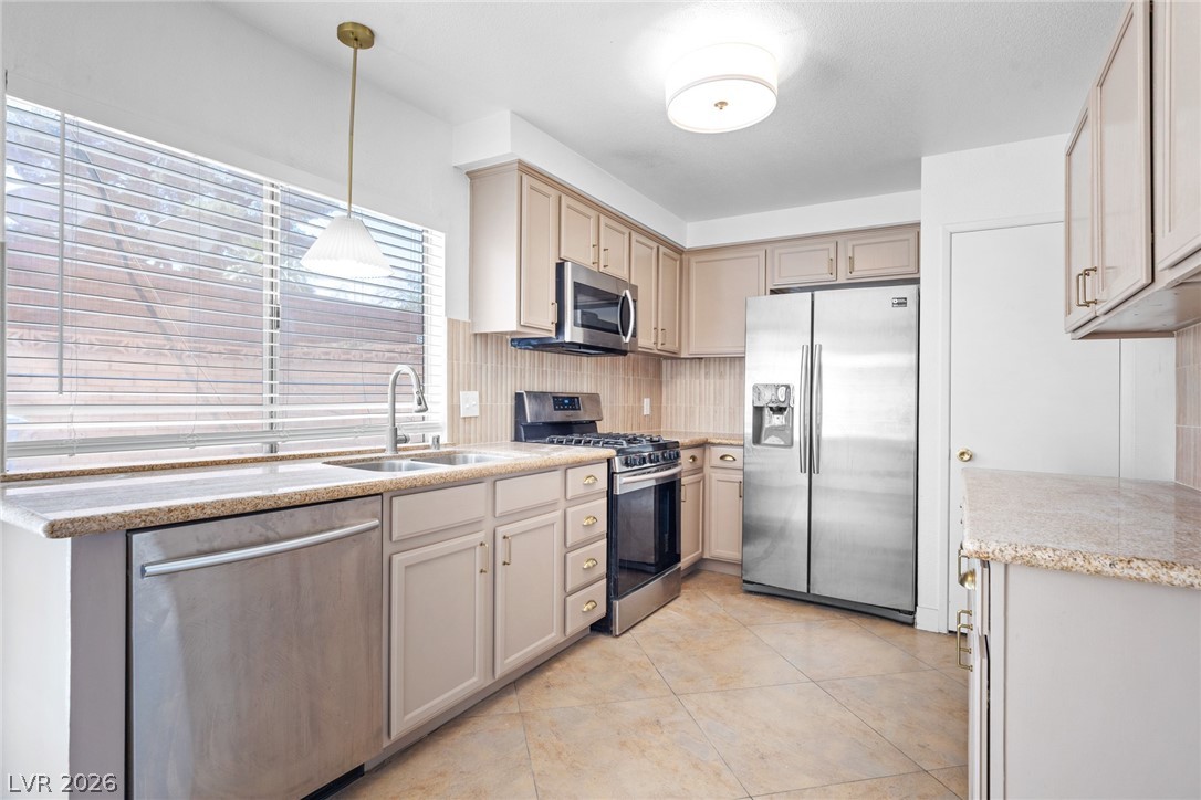 6224 Meadow Vista Lane