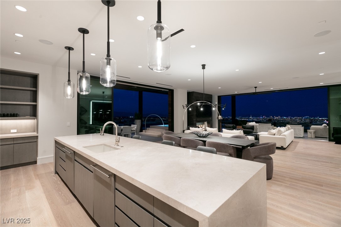 Properties 4 11660 Summit Club Drive 204