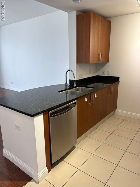 200 W SAHARA Avenue 3206