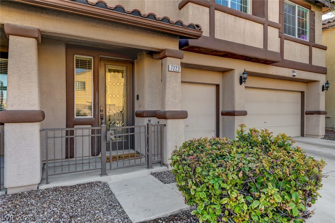 7223 Hollywood Park Avenue