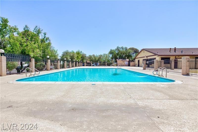 Photo 6 of 10 of 4461 Buena Vista Drive 0 townhome