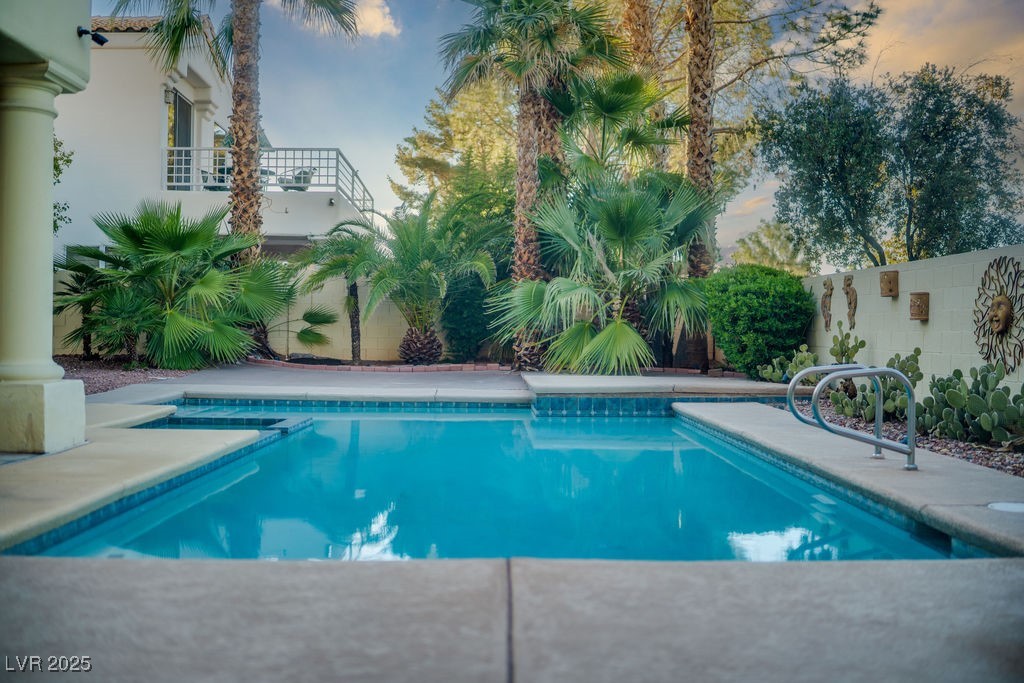 2104 Inverness Drive, Henderson, Nevada image 4