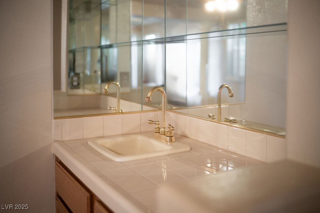 2104 Inverness Drive, Henderson, Nevada image 38