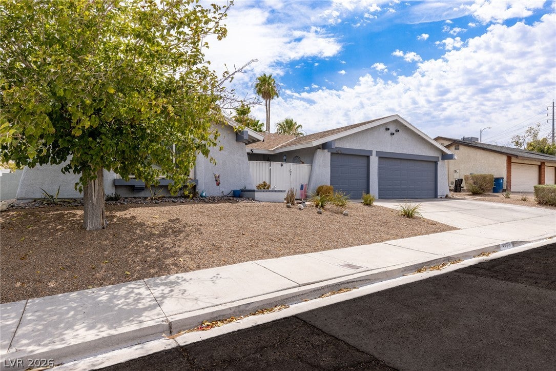 4476 Sunny Dunes Drive