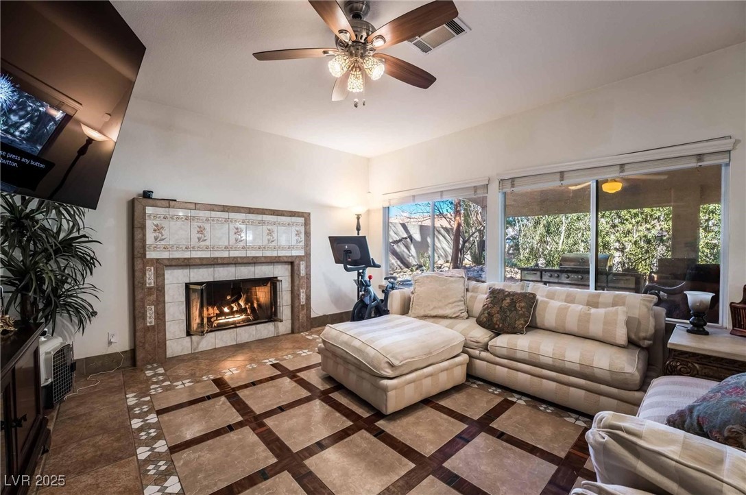 884 E Robindale Road, Las Vegas, Nevada image 7