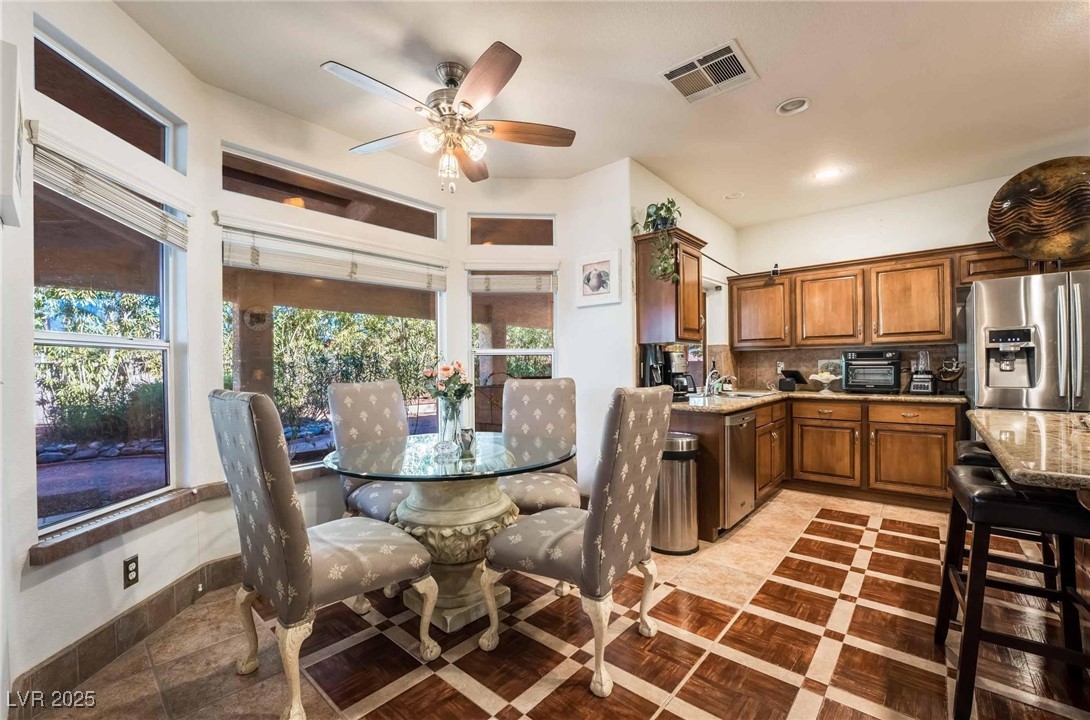 884 E Robindale Road, Las Vegas, Nevada image 4