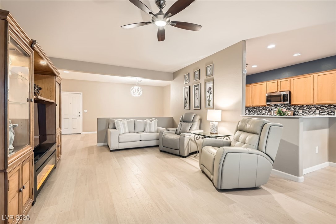 7517 Lintwhite Street, North Las Vegas, Nevada image 3