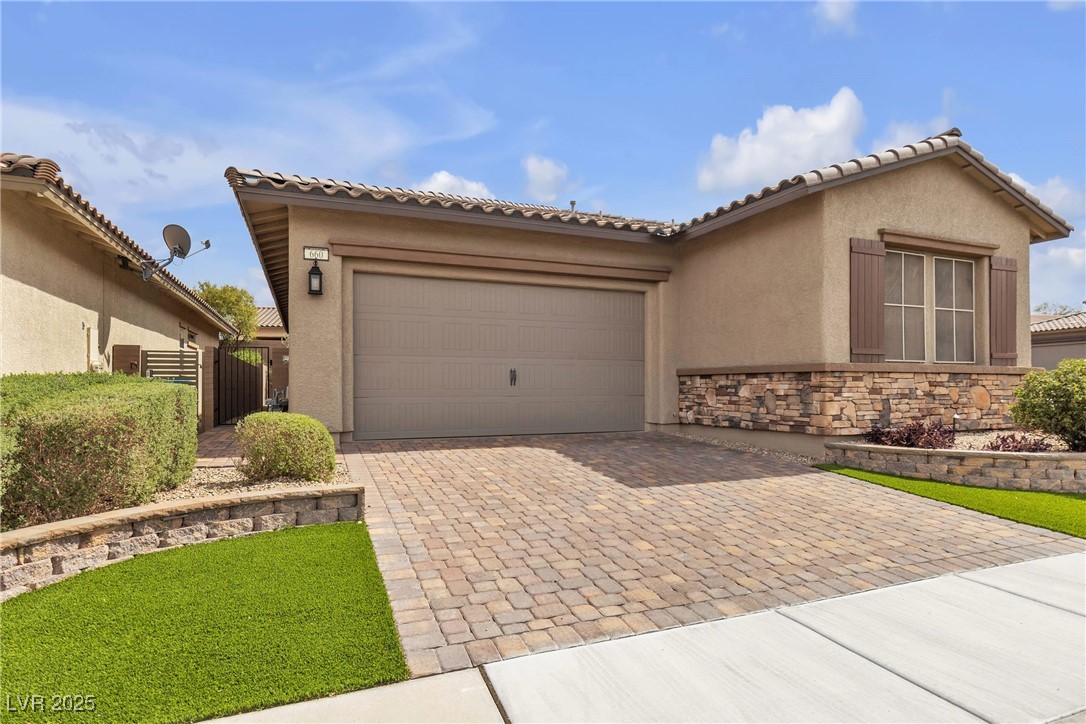 Properties 2 660 Otter Brook Street