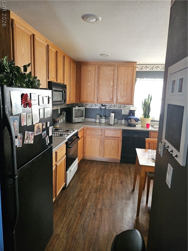 4212 Walnut Glen Drive