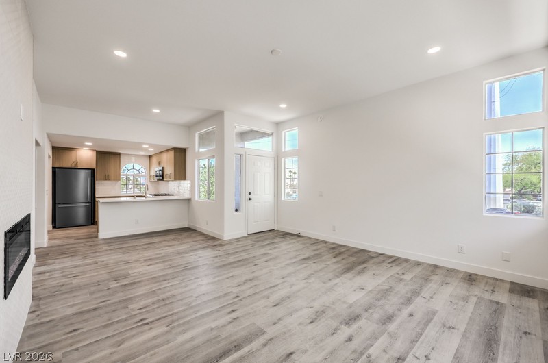 3125 N Buffalo Drive 2127