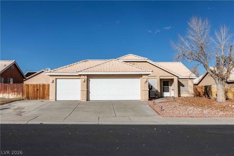 Photo of 401 Honeysuckle Lane, Mesquite, NV 89027 (MLS # 2757017)