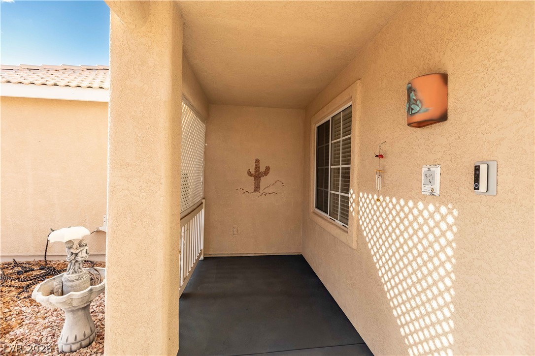 401 Honeysuckle Lane