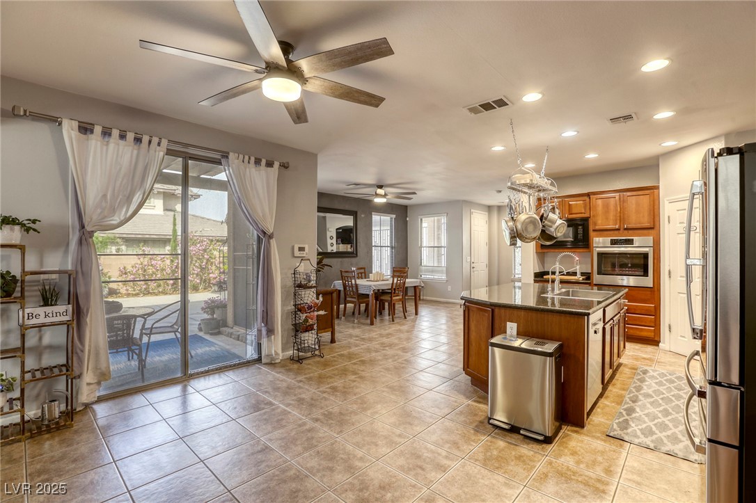 2817 Elvington Avenue, North Las Vegas, Nevada image 10
