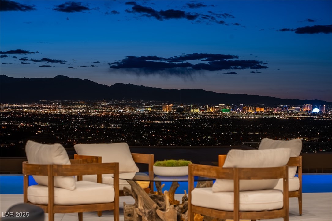 667 Palisade Rim Drive, Henderson, Nevada image 1