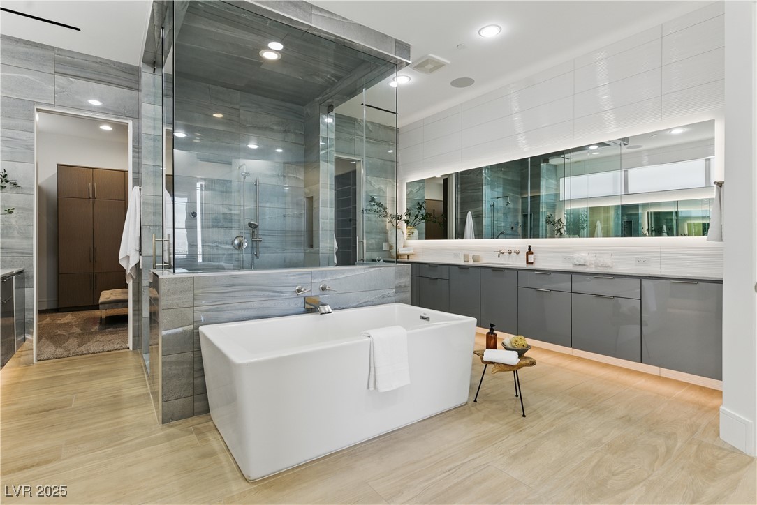 667 Palisade Rim Drive, Henderson, Nevada image 38