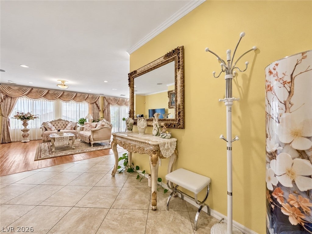 2393 AZTEC RUIN Way