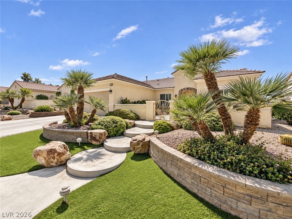 2393 AZTEC RUIN Way
