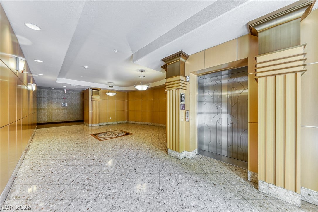 62 E SERENE Avenue 212