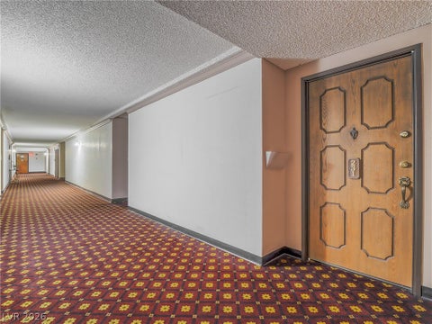 Condo For Sale - 725 N Royal Crest Circle #231<br/> Las Vegas, NV 89169