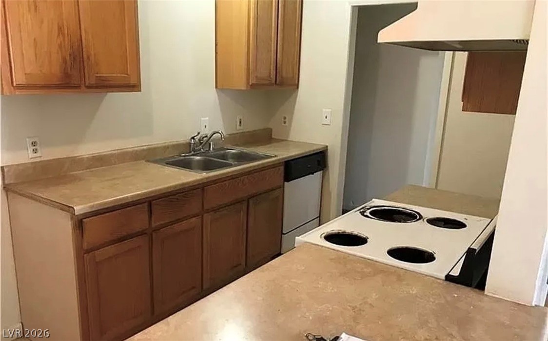 3258 GLENHURST Drive