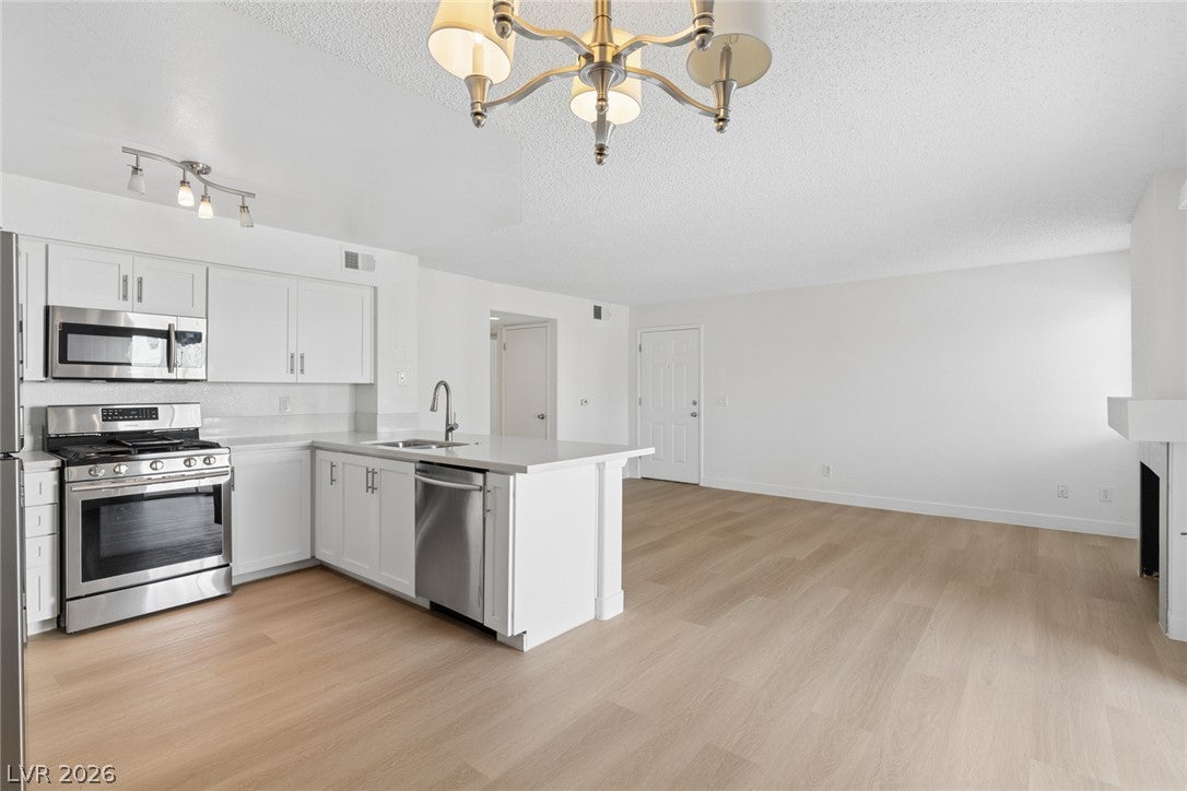 7901 Ryandale Circle 102