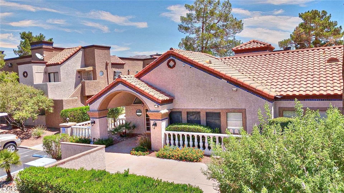 2966 Juniper Hills Boulevard 204