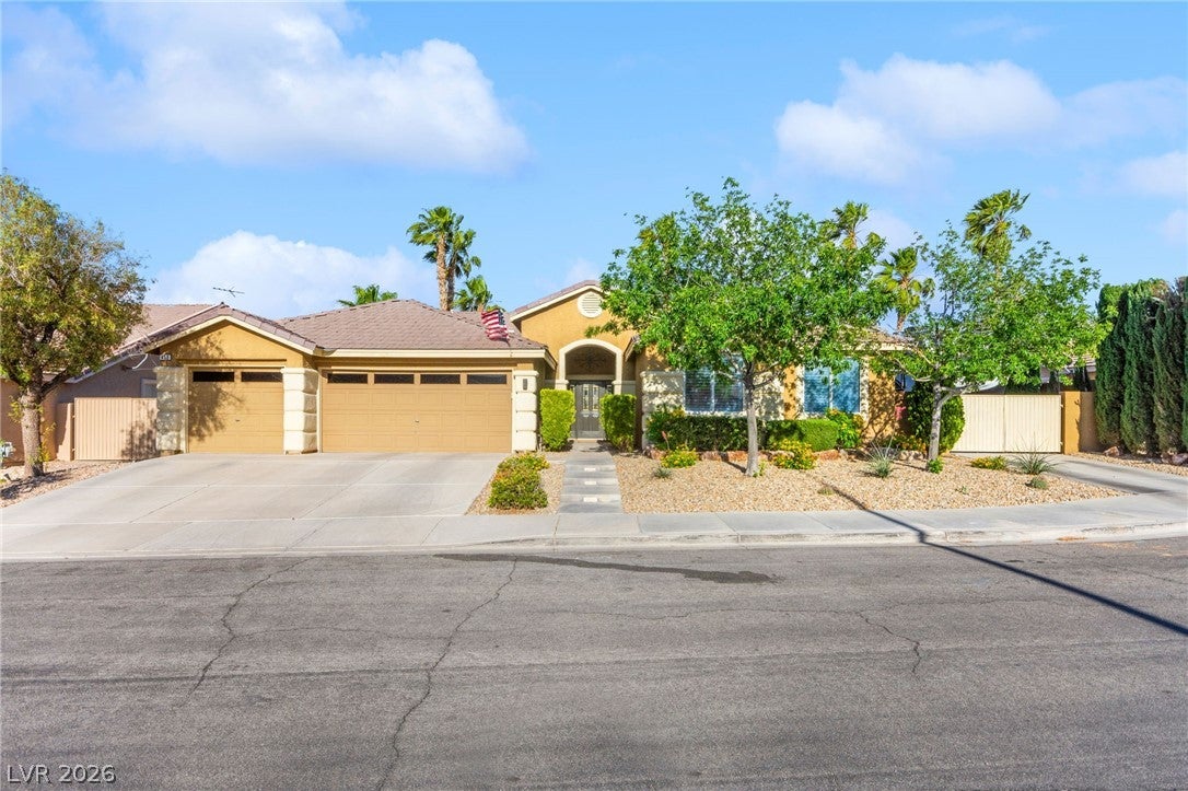 496 Grassrange Lane