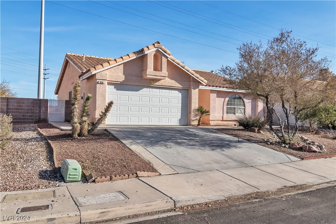 918 Ambusher Street, Henderson, Nevada image 1