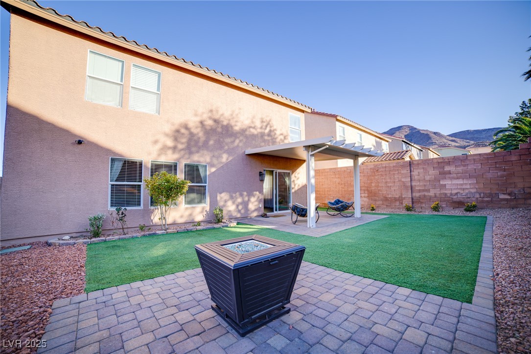 189 Kings Canyon Court Court, Henderson, Nevada image 2