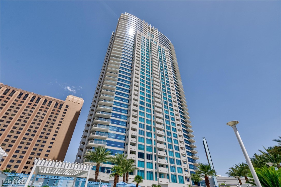 2700 Las Vegas Boulevard 3102
