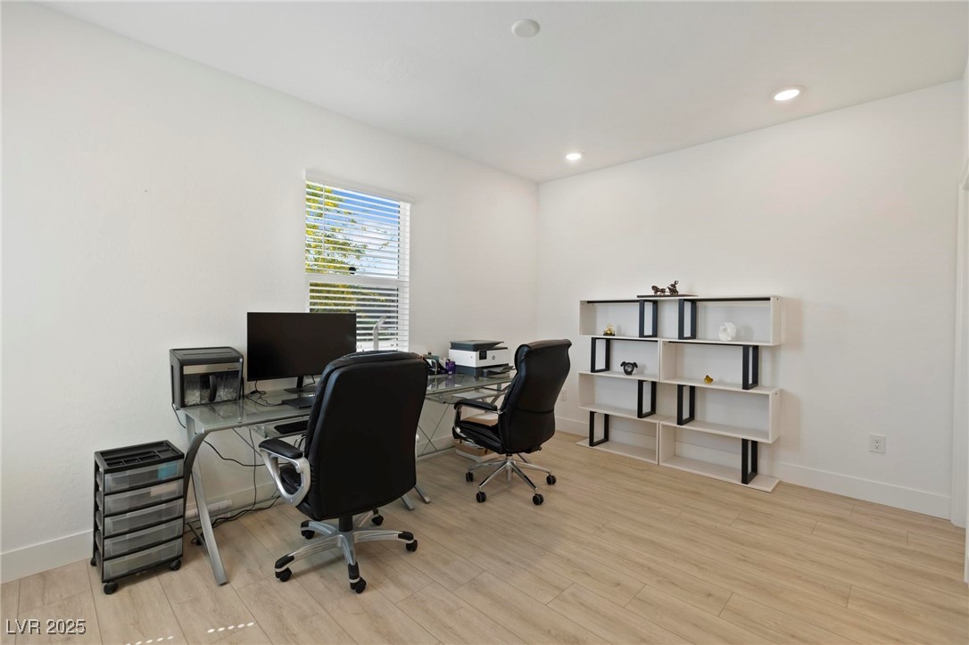 6270 Lamont Hills Avenue, Las Vegas, Nevada image 30