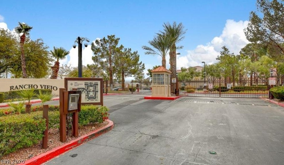 7885 W Flamingo Road 1008