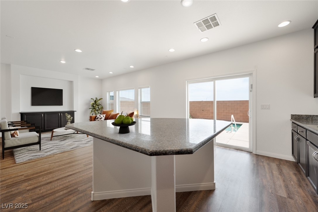 9212 Midnight Cellars Street
