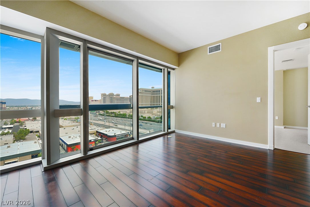 4471 Dean Martin Drive 1404