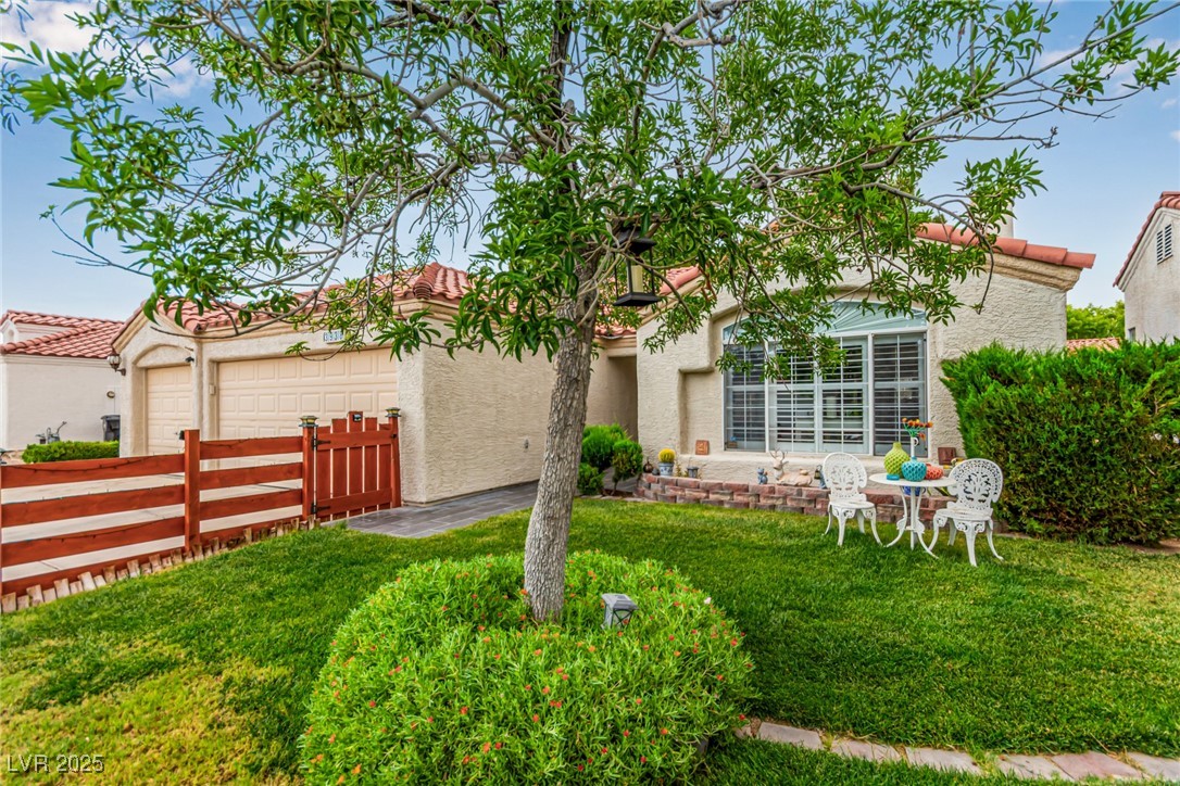 3938 Redfield Avenue