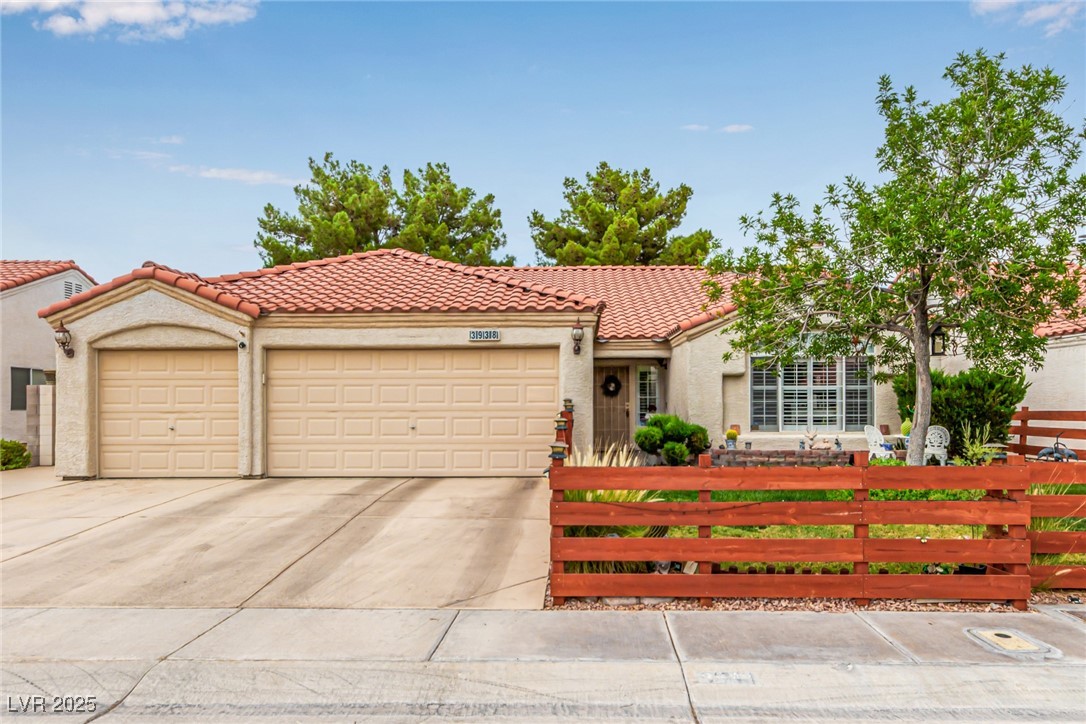 3938 Redfield Avenue