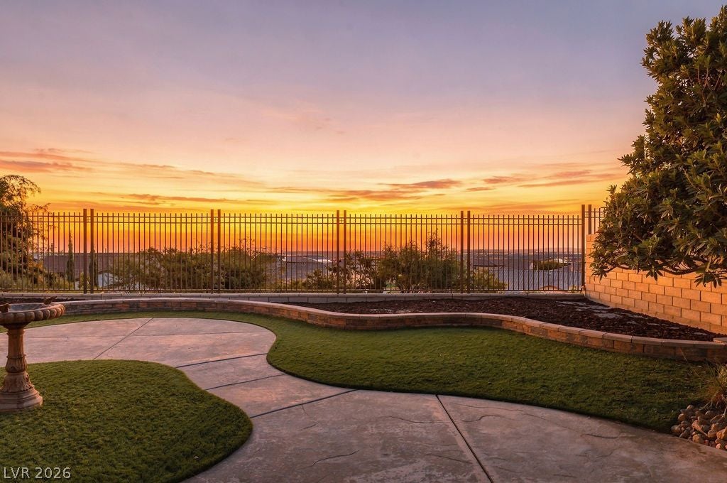 286 Lindura Court